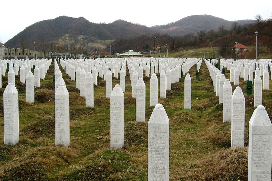 Srebrenica, 30 ans après : Mémoire, justice et leçons pour l’Europe