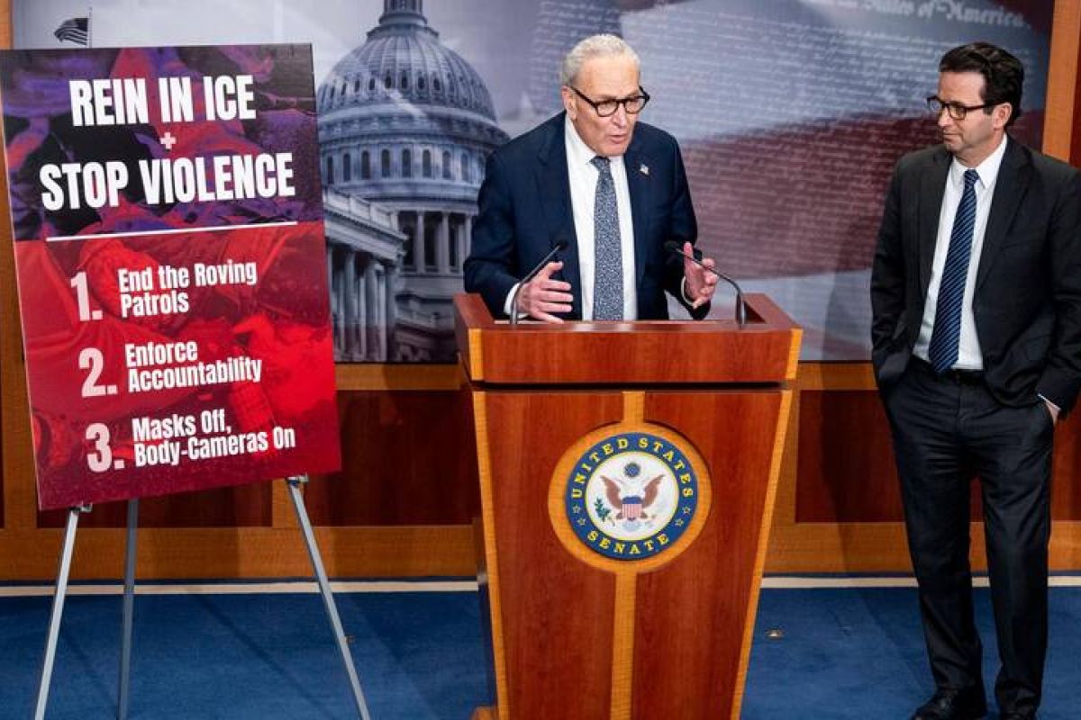 Politique aux États-Unis : Réaction des démocrates face au projet de loi de financement de l'immigration au Capitole