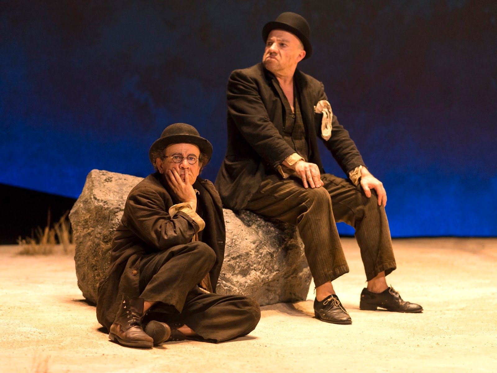 Editorial – La France attend son "Godot", un vrai leader à la hauteur