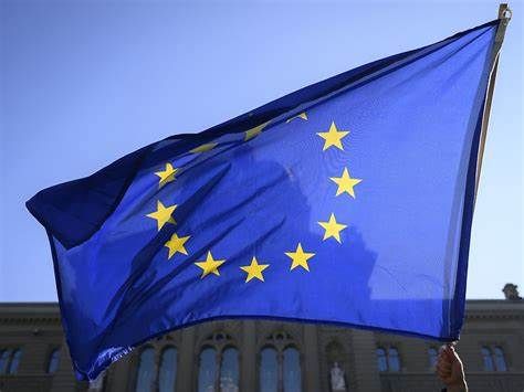 OMONDO ÉCONOMIE - L'UE promet un prêt massif à l'Ukraine financé par les avoirs russes gelés