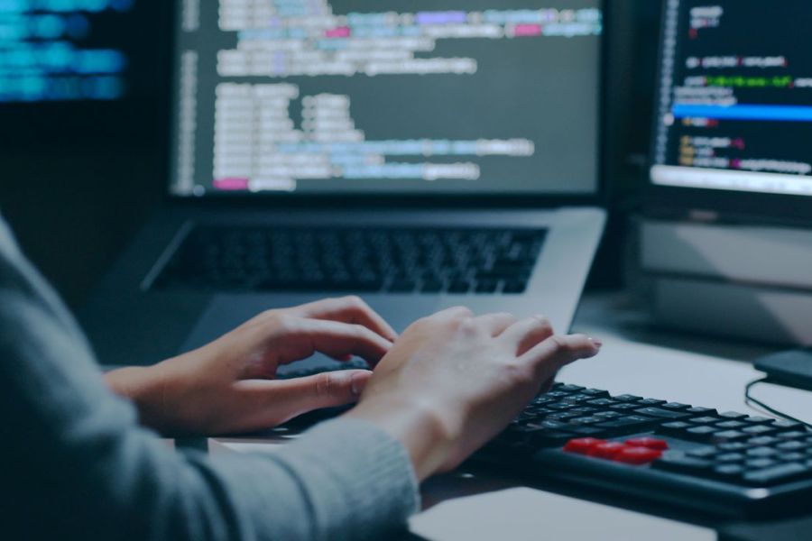 Espagne : un hacker ayant ciblé l'OTAN et l'armée américaine arrêté