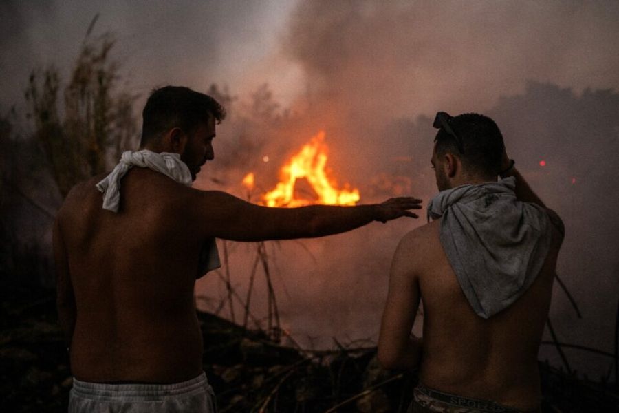 Incendies en Grèce : Mobilisation générale des secours européens pour maîtriser les feux de forêt dévastateurs