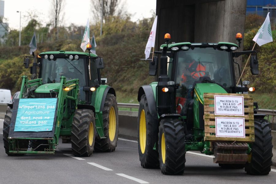 Mobilisation agricole à Paris : colère persistante, promesses non tenues et avenir du modèle français