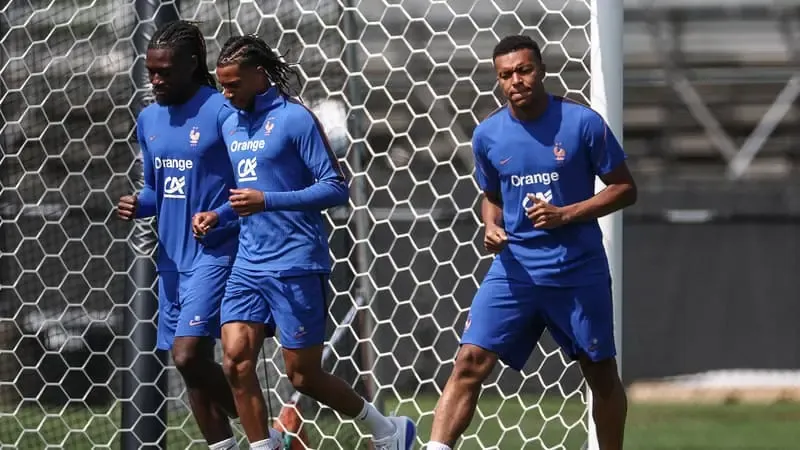 Euro 2026 / Coupe du Monde : Analyse tactique du choc France-Angleterre pour la troisième place du tournoi mondial