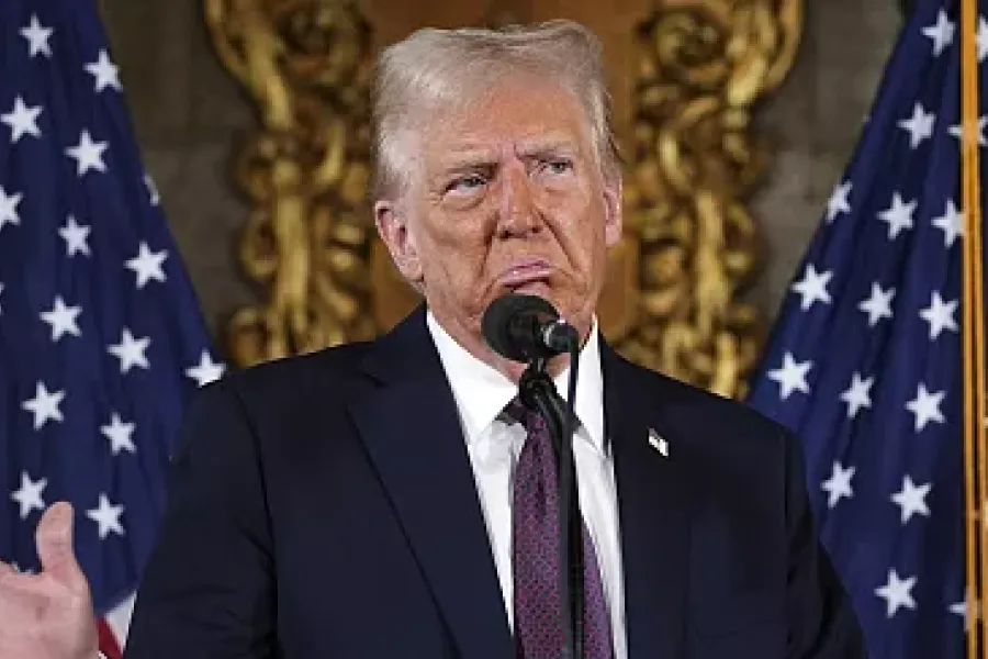 Crise du Groenland : Trump menace de boycotts économiques face au refus danois de céder le territoire