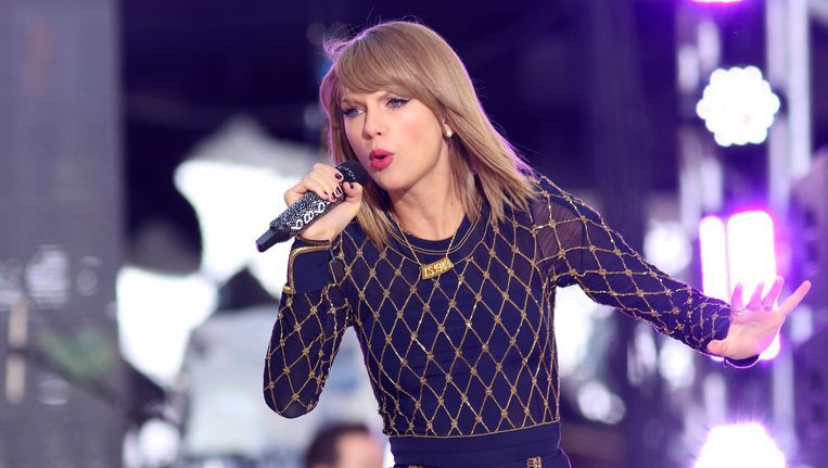 Taylor Swift : L'Astre aux Mille Podiums