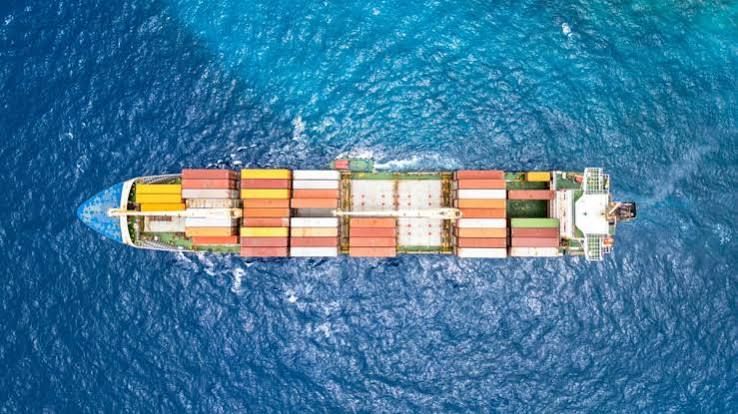 Géopolitique Moyen-Orient : la fermeture du détroit d'Hormuz menace de paralyser le commerce maritime mondial