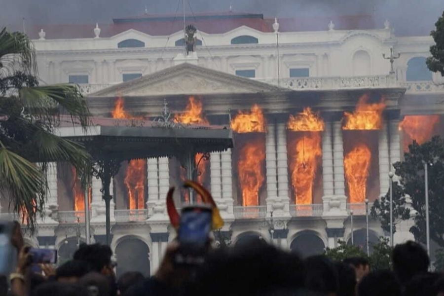 Népal en pleine tourmente : l’armée reprend Katmandou après des émeutes meurtrières et la démission du Premier ministre