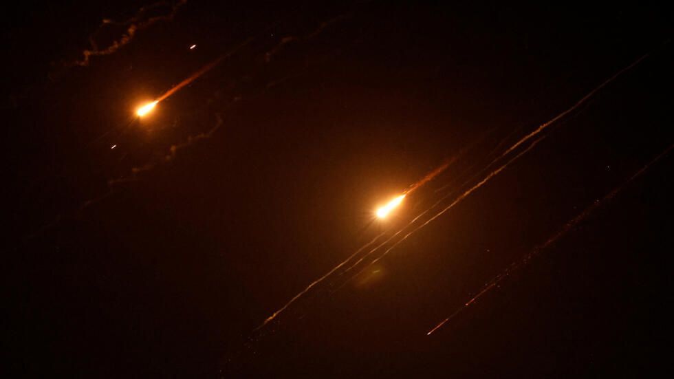 Iran-Israël – Téhéran frappe Haïfa, Israël promet de « frapper jusqu’à l’aube »