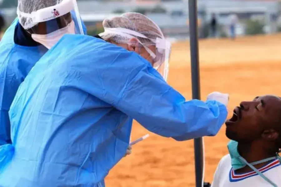 Sécurité sanitaire mondiale en 2026 – La vigilance absolue des instances internationales face à l'émergence des nouveaux variants viraux et la refonte des doctrines épidémiologiques
