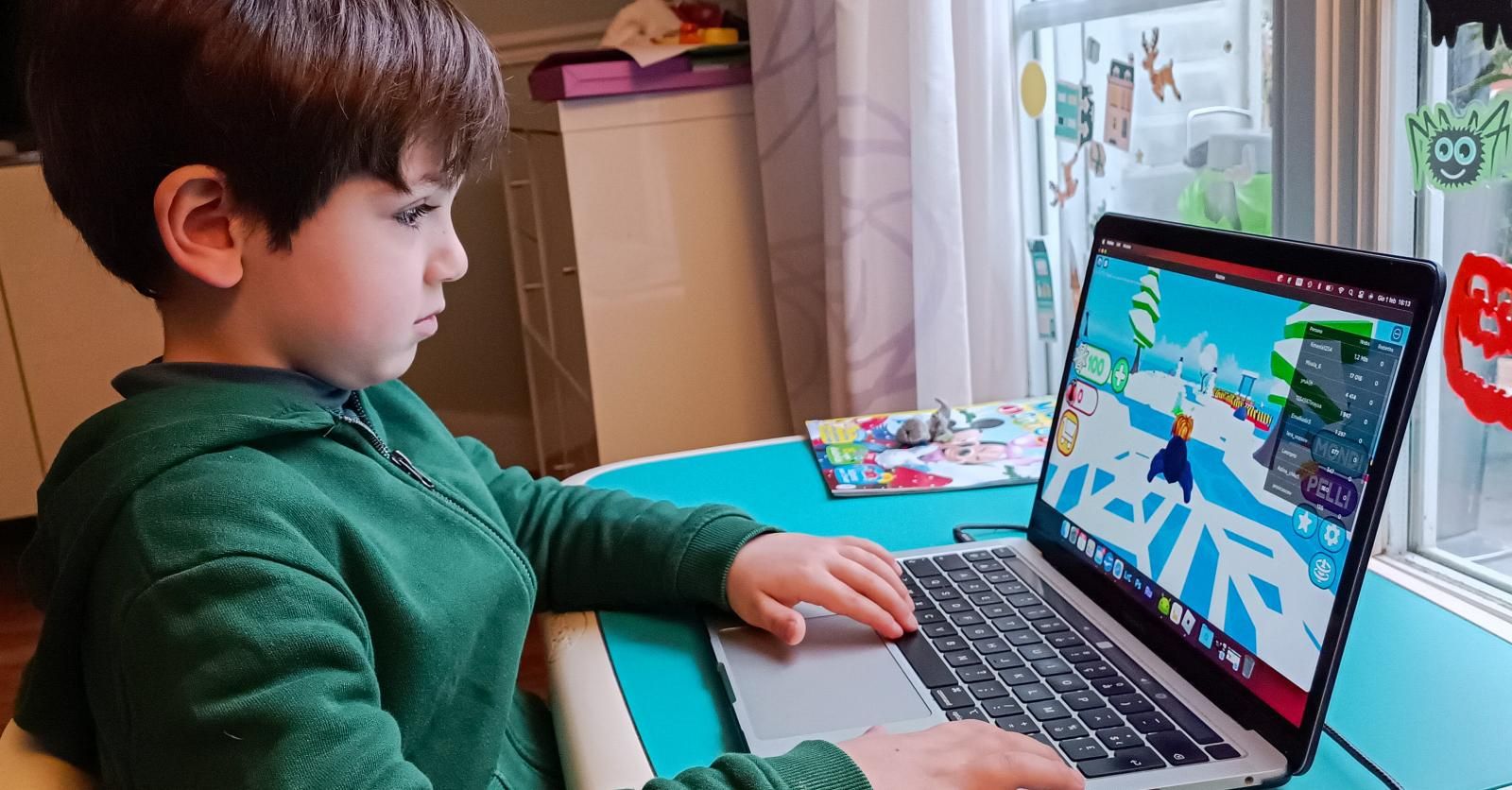 OMONDO TECHNOLOGIE - Roblox renforce son dispositif de protection des jeunes joueurs