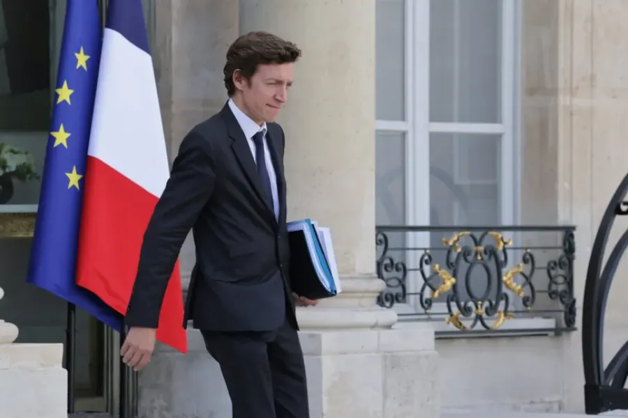 Budget France 2026 : Le séisme de la suppression de 4 000 postes de fonctionnaires