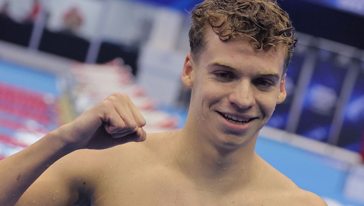 Léon Marchand : Le prodige français qui illumine les bassins de Paris 2024