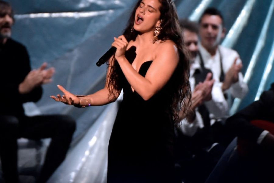 L'Événement Culturel Majeur : Lancement de l'Album Lux de Rosalía – L'Expérimentation Flamenco-Pop Face à l'Orchestre Symphonique de Londres.