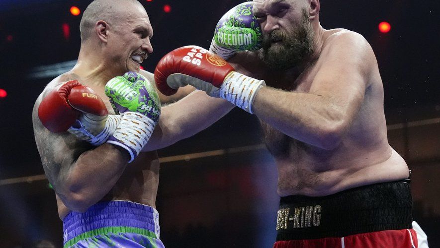 Zelensky salue la victoire du boxeur Usyk contre Fury