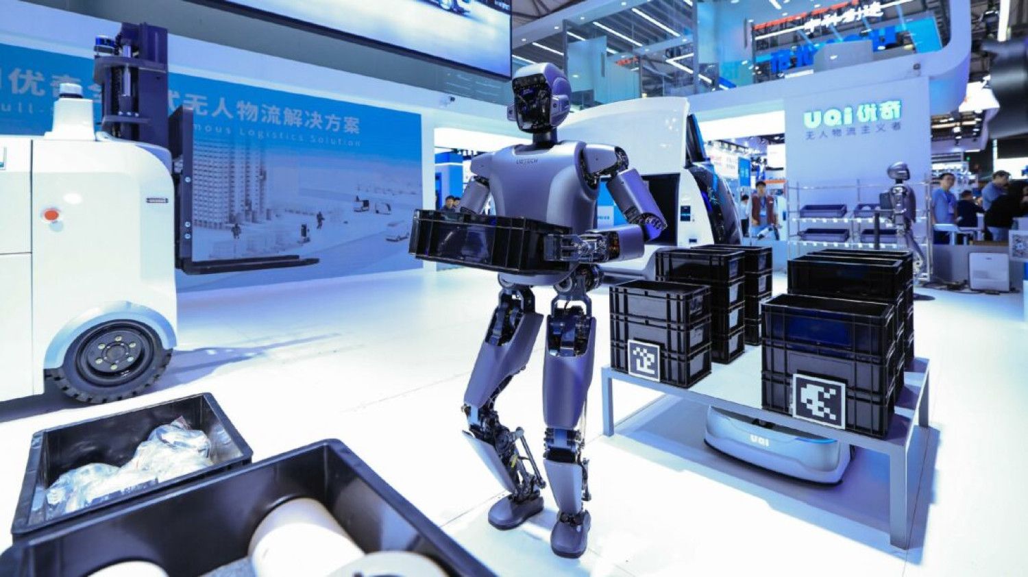 Chine : Un robot humanoïde opère sur le réseau électrique – Vers l’automatisation totale des infrastructures ?