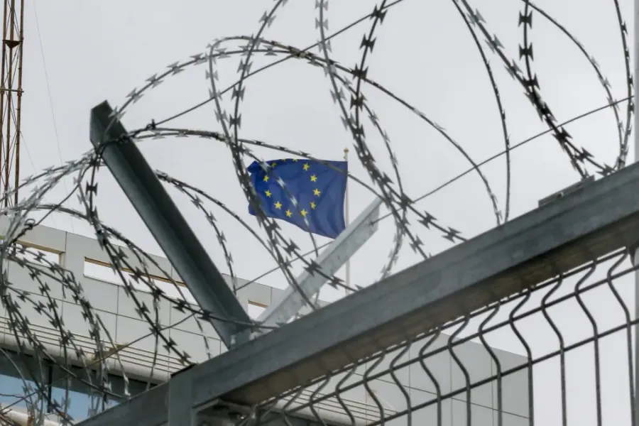 Politique migratoire : L'Union Européenne durcit les contrôles aux frontières de l'Est face à l'instabilité mondiale