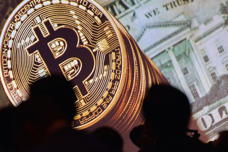 Le Bitcoin Flambe, Porté Par L'Anticipation Des Investisseurs Et La Frénésie Spéculative : Bulle Ou Nouvelle Révolution Financière ?