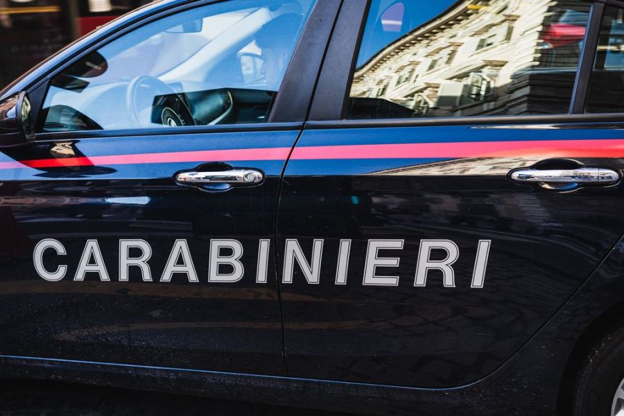 Cyberattaque massive en Italie : 100 000 documents d’identité volés dans des hôtels, enjeux de la sécurité numérique