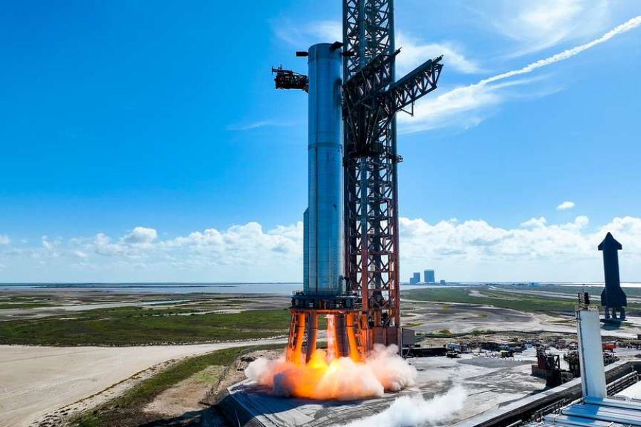 SpaceX Face au Gendarme du Ciel : Rendre le Trafic Aérien "Plus Sûr", un Défi à Haut Risque ?