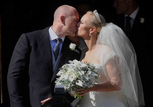 Stars et People : La tenue très remarquée de Zara Phillips lors de son mariage avec Mike Tindall