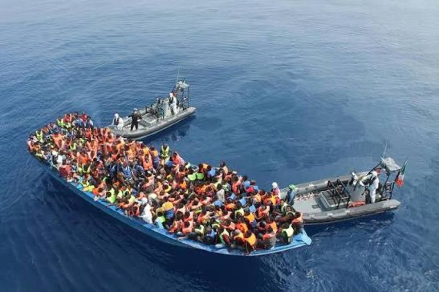 Enjeux Migratoires en Méditerranée — Bilan opérationnel des patrouilles conjointes de l'agence Frontex au large des côtes italiennes