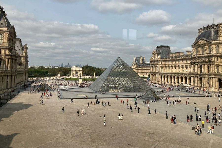 Grève surprise au Louvre : la culture en tension