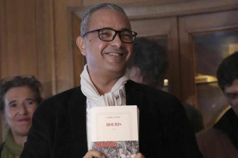 Le Prix Goncourt 2025 : L'Algorithme Couronné et la Crise de l'Auteur