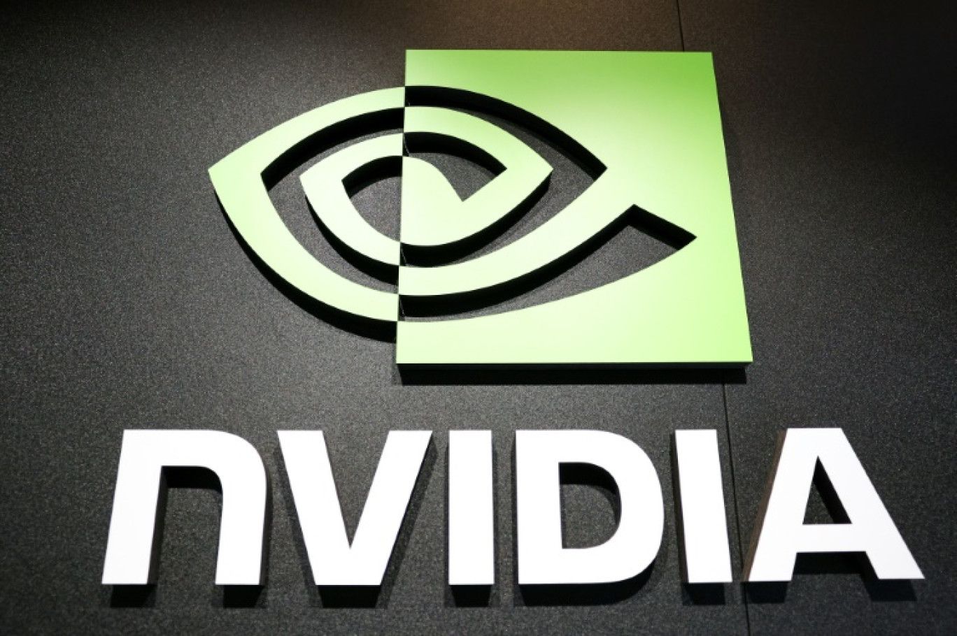 Nvidia dépasse les attentes malgré les restrictions américaines