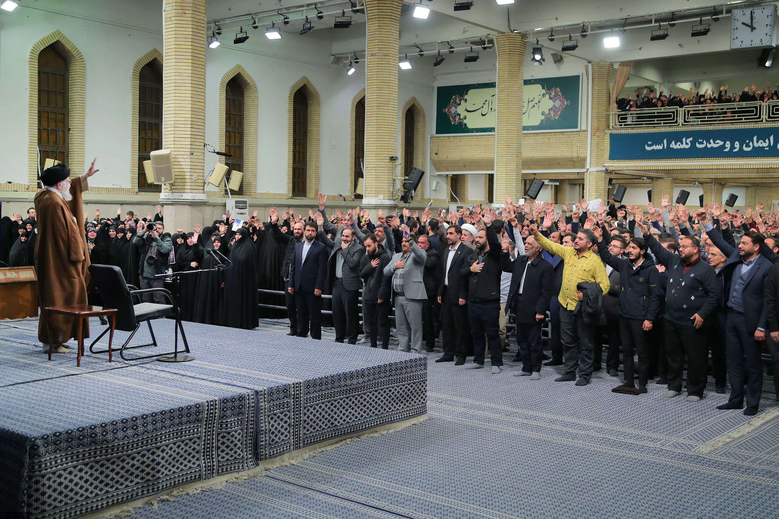 L’IRAN COMME LE VIETNAM ? L’ANALYSE STRATÉGIQUE DE LA CHUTE DES NATIONS INDOCILES