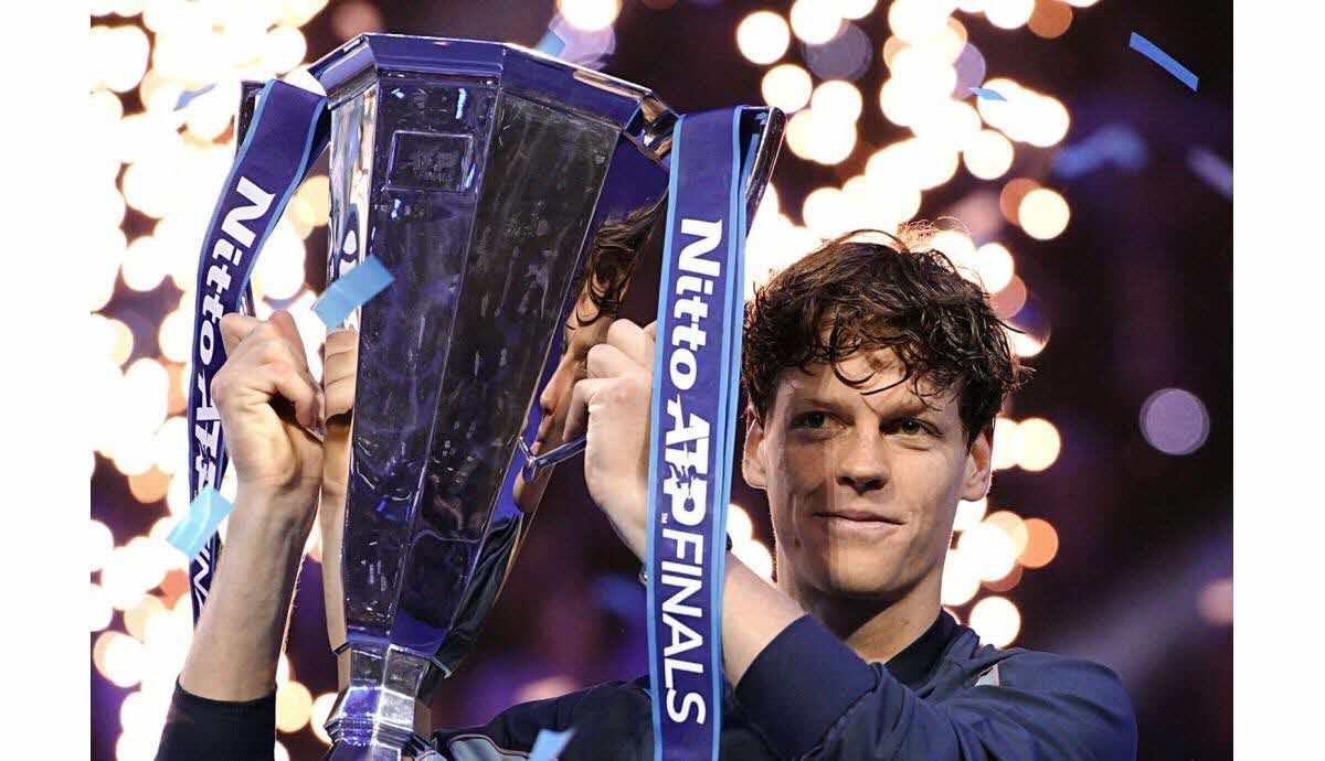 OMONDO TENNIS - Jannik Sinner remporte le Masters et devient n°1 mondial : L'avènement d'une nouvelle ère