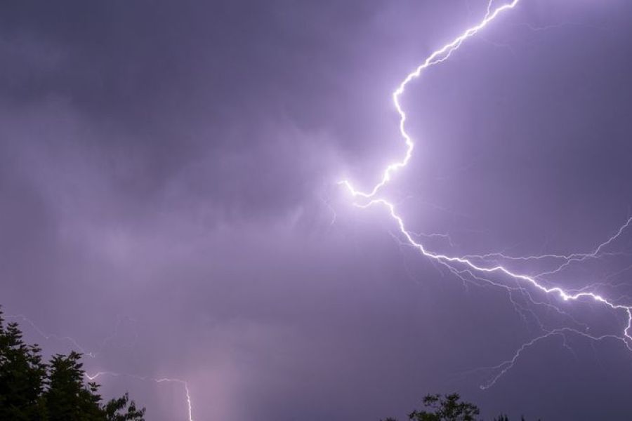 Météo du 13 mai 2025 : orages sur la façade atlantique, le climat sous surveillance