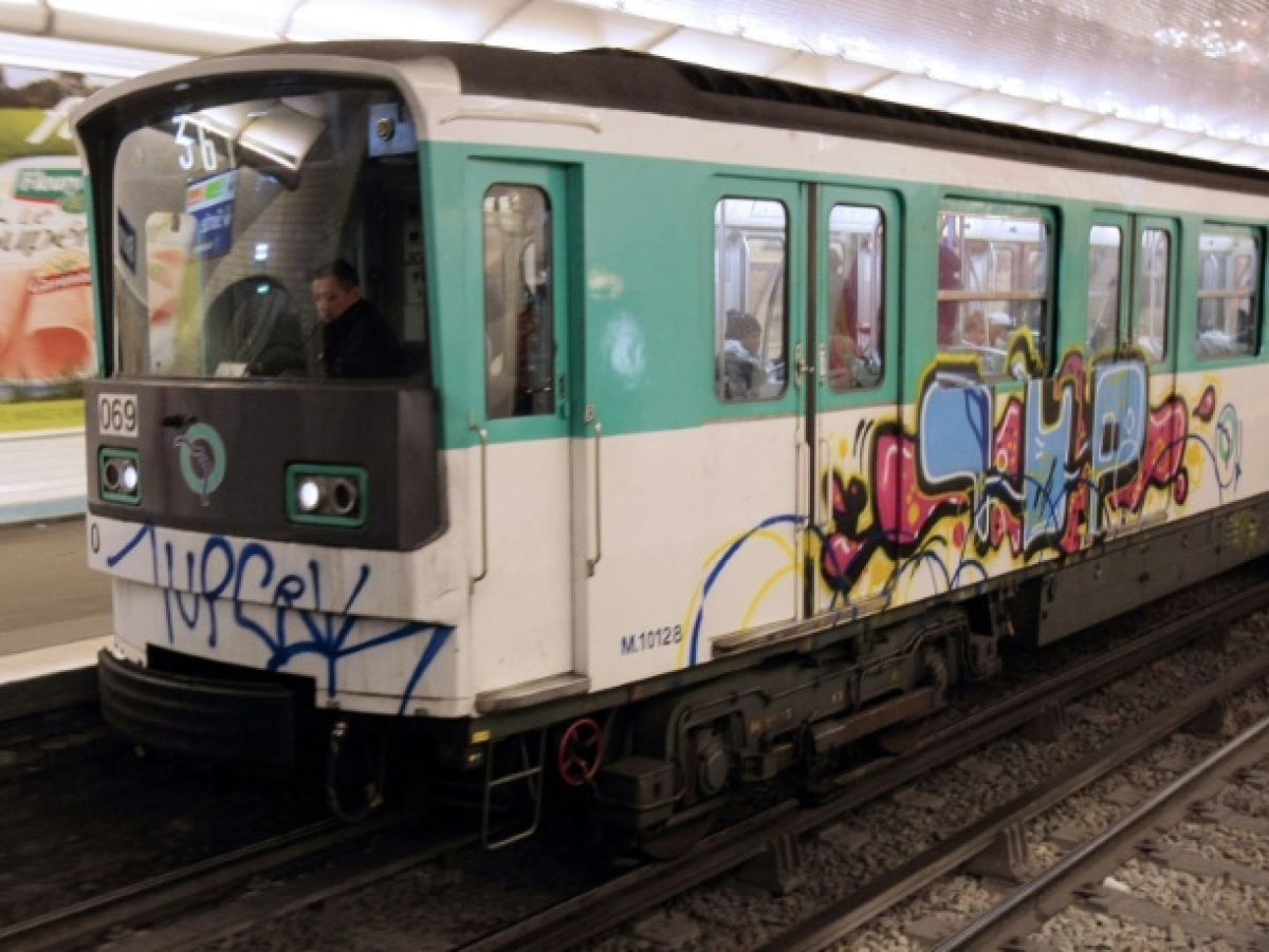 OMONDO SOCIÉTÉ | Pollution dans le métro parisien : 13 stations dépassent les seuils recommandés