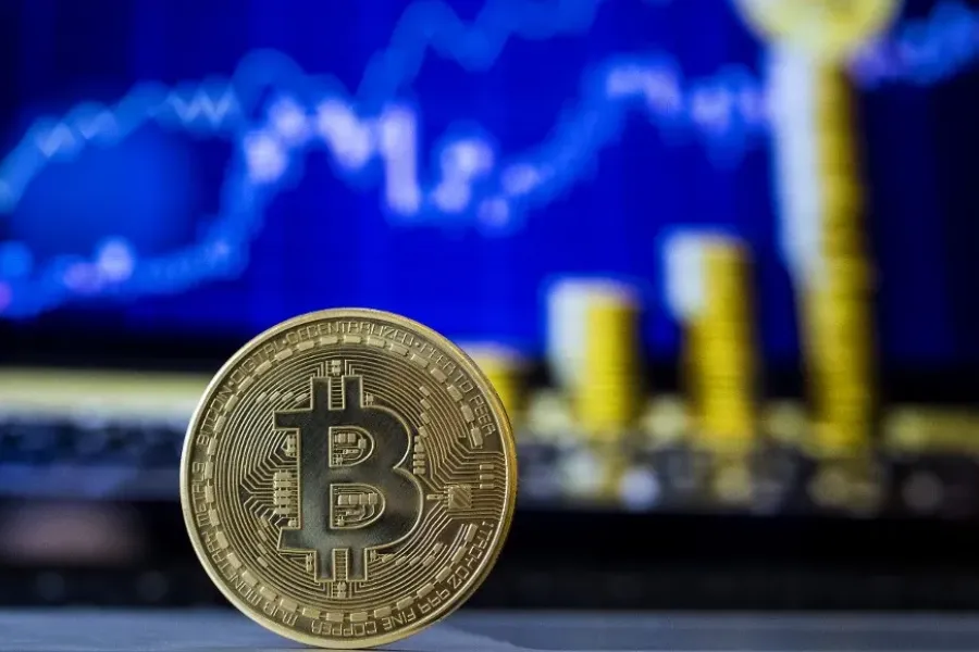 Crypto-guerre – Le rôle du Bitcoin et des monnaies numériques dans le contournement des sanctions