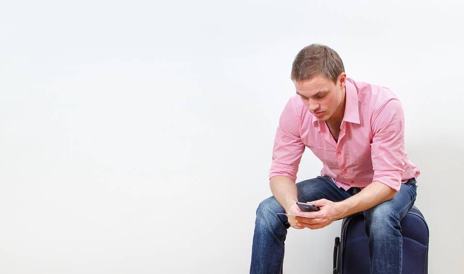 DOSSIER FINAL 2 : L'ÉPIDÉMIE INVISIBLE – LA CRISE DE LA SOLITUDE ET LE DÉCLIN DU LIEN SOCIAL DANS LES MÉGAPOLES