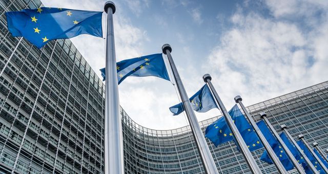 Les défis économiques de la jeunesse européenne face à l'inflation croissante