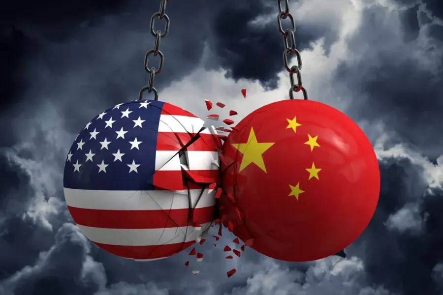 Bras de fer UE-Chine : Le compromis des "Prix Planchers" suffira-t-il à sauver l'industrie européenne ?