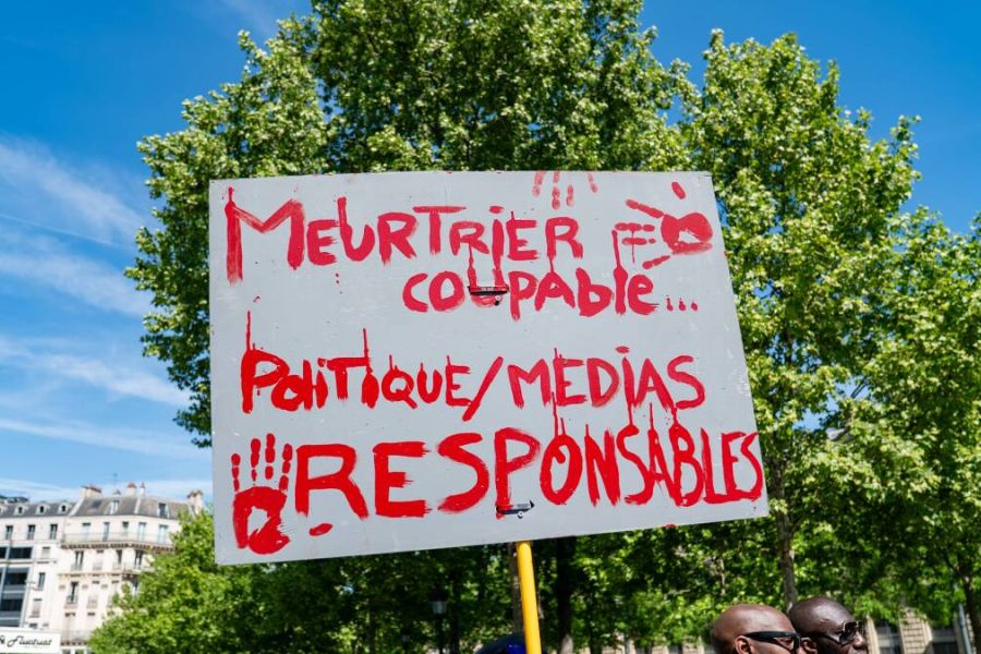 Dossier Omondo Autrement - Malaise des musulmans en France : entre stigmatisation, rejet et contrôle