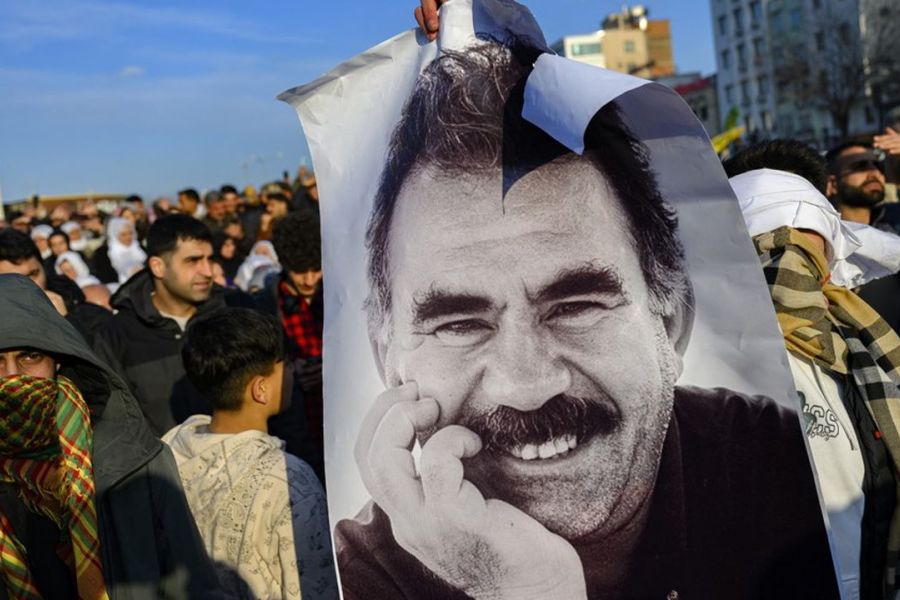 Turquie : le chef kurde Abdullah Öcalan appelle à la dissolution du PKK