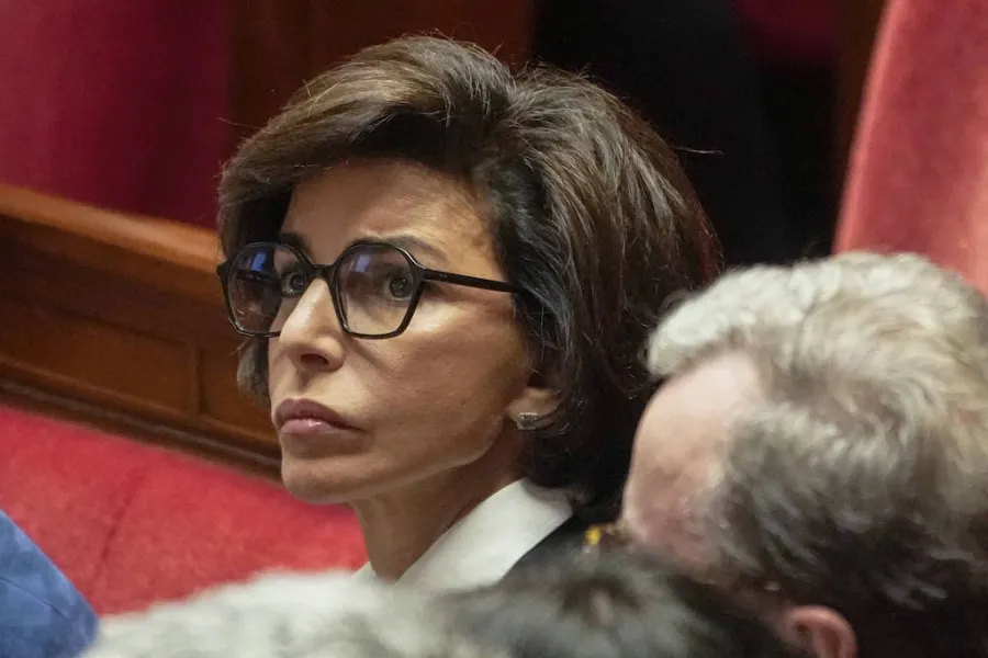 LE BAL DES AMBITIONS — LA GAUCHE SANS LFI À L'HEURE DU CHOIX