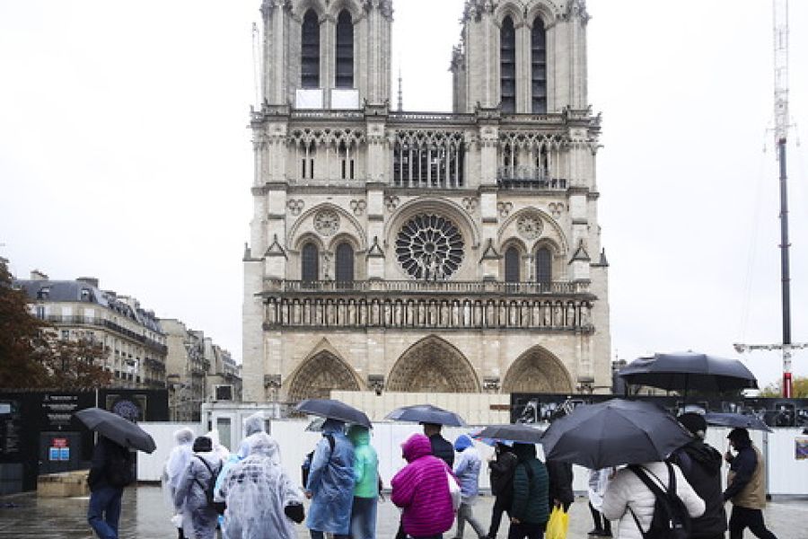OMONDO CULTURE - Notre-Dame de Paris : débat sur un droit d'entrée payant
