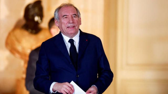 La France en pleine tension - François Bayrou nommé Premier ministre