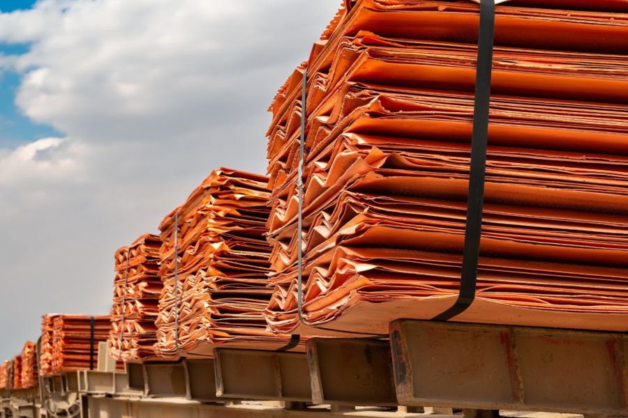 Transition Énergétique : Le grand basculement – 800 communes françaises coupent le cuivre ce mardi