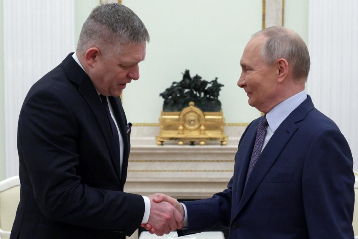 Le Premier Ministre Slovaque Reçu à Moscou, Visite Controversée au Cœur des Tensions Européennes