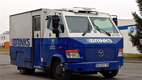 Braquage en série en France : le fourgon pénitentiaire attaqué pour libérer Mohamed Amra, un dangereux récidiviste