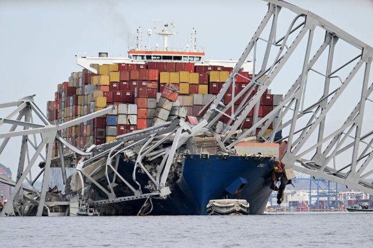 Effondrement d'un pont à Baltimore au États-Unis : Les autorités ont suspendu les opérations de recherche