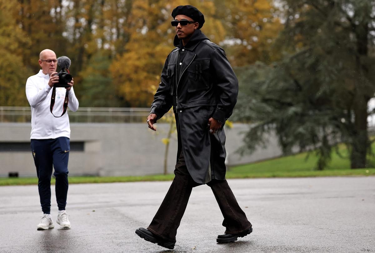 OMONDO SPORT - Équipe de France : l'arrivée des Bleus à Clairefontaine en images