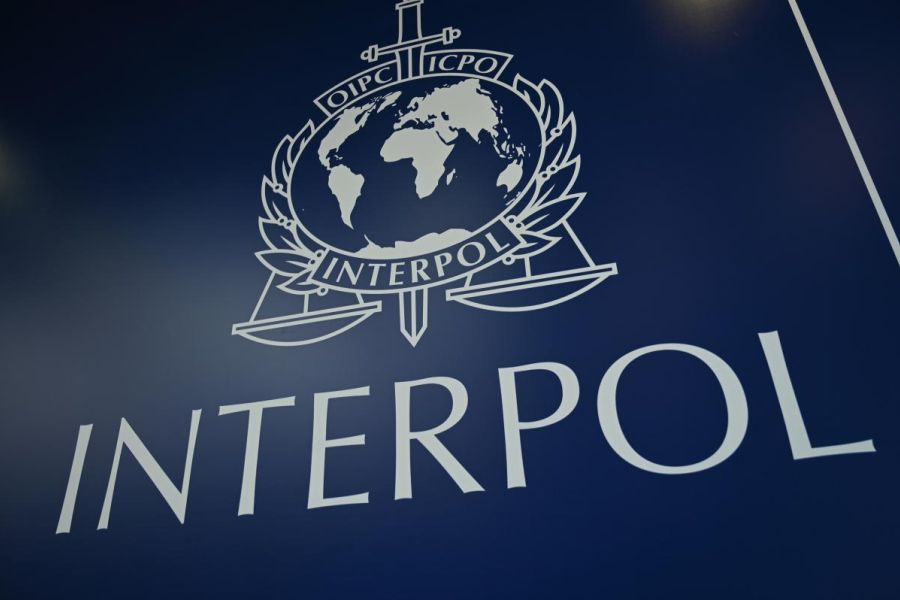 Corruption à Interpol : un ex-ministre moldave arrêté aux Émirats arabes unis – l’enquête qui éclabousse l’organisation internationale