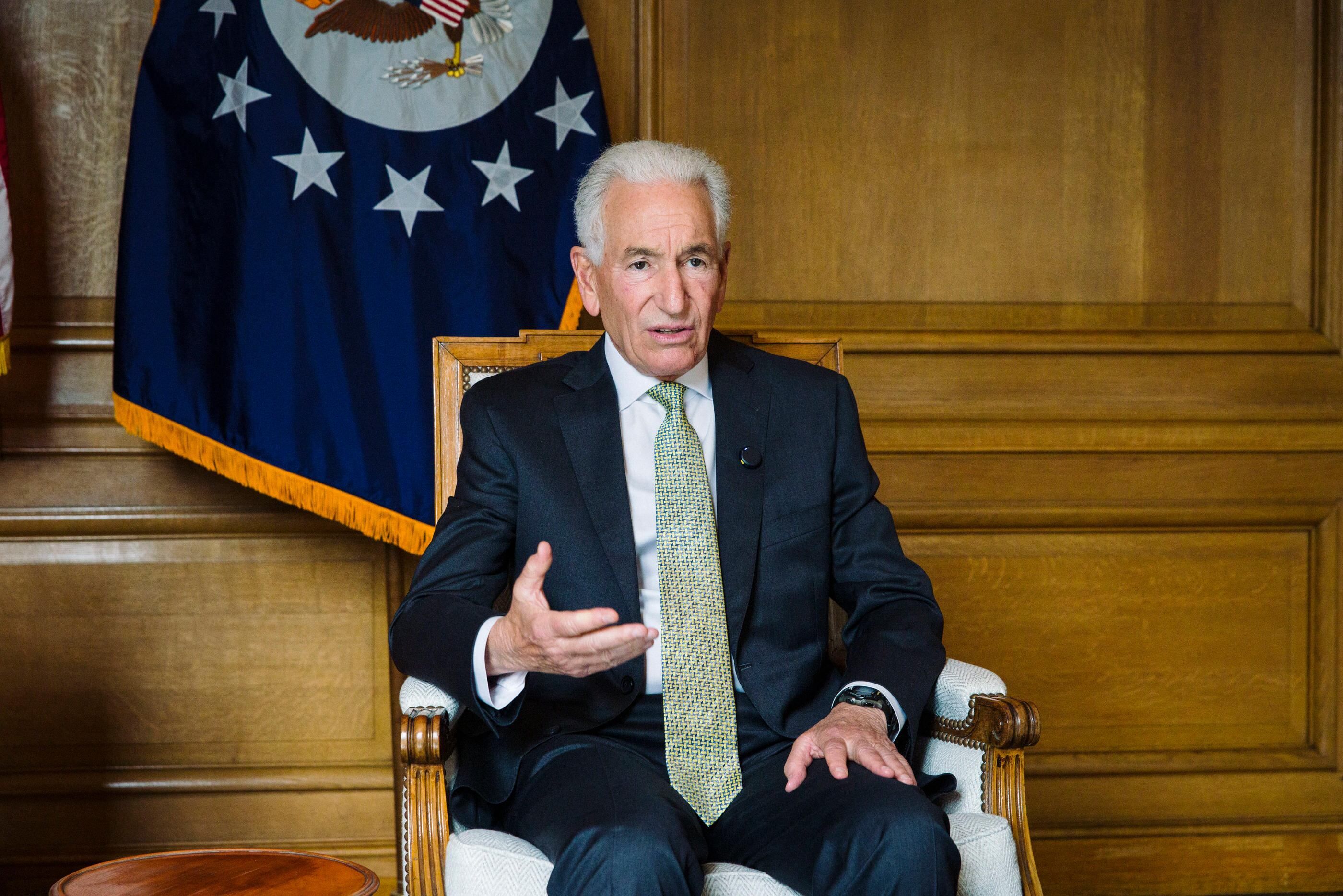 Charles Kushner, ambassadeur américain, convoqué à Paris suite à une polémique sur l’antisémitisme