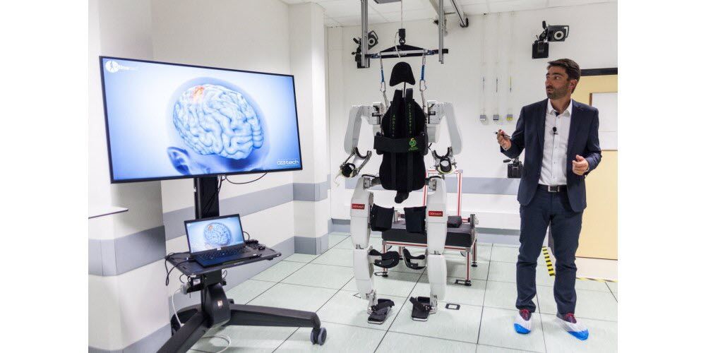 OMONDO SANTÉ | Percée médicale : un implant cérébral permet à un patient tétraplégique de remarcher